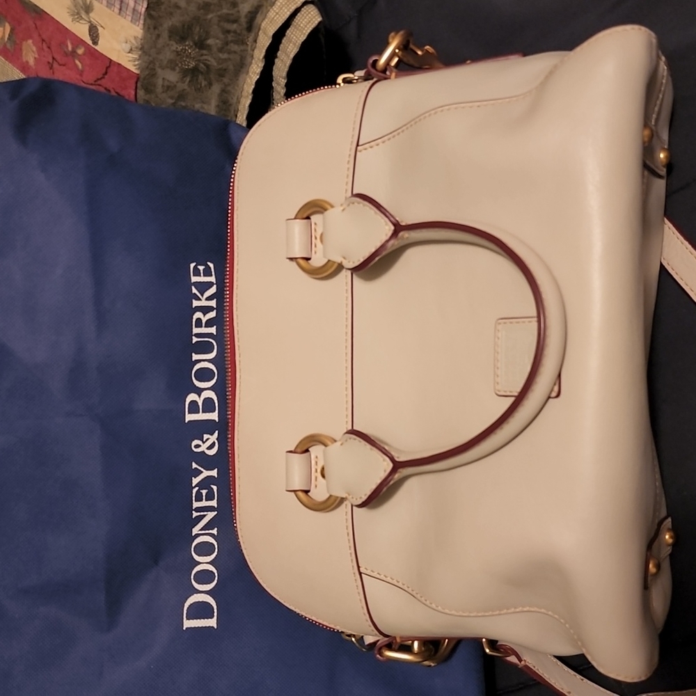 Dooney Bourke